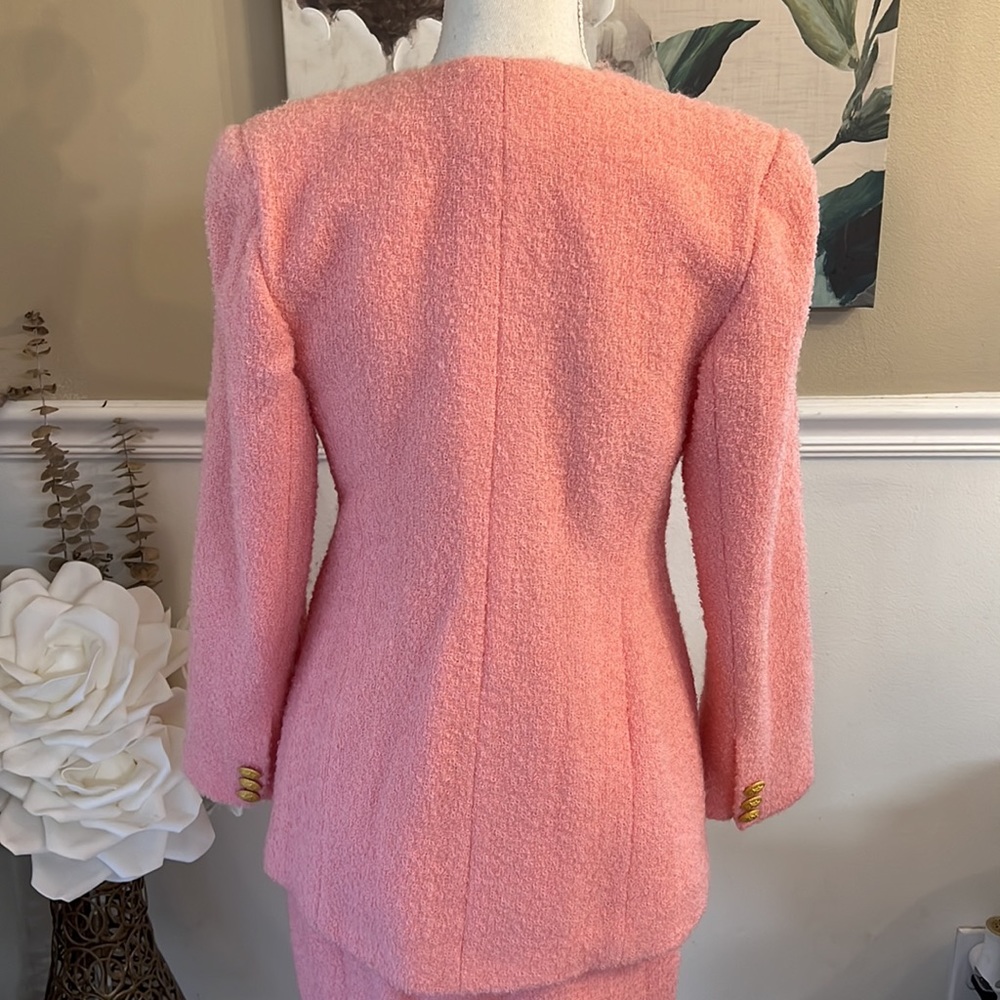 BANU Paris Wool Vintage Bubblegum Pink Blazer & Skirt Set Gold Buttons Sz 10 - Picture 7 of 13